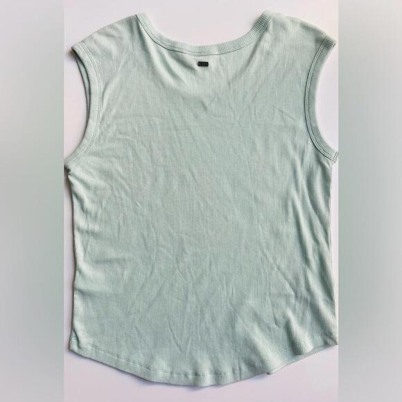 NWT roxy ribbed tee - Picture 9 of 9